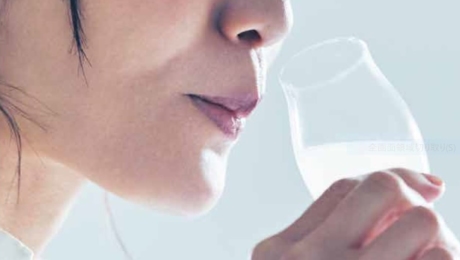 Découvrez l’univers des verres à saké « made in Tokyo »