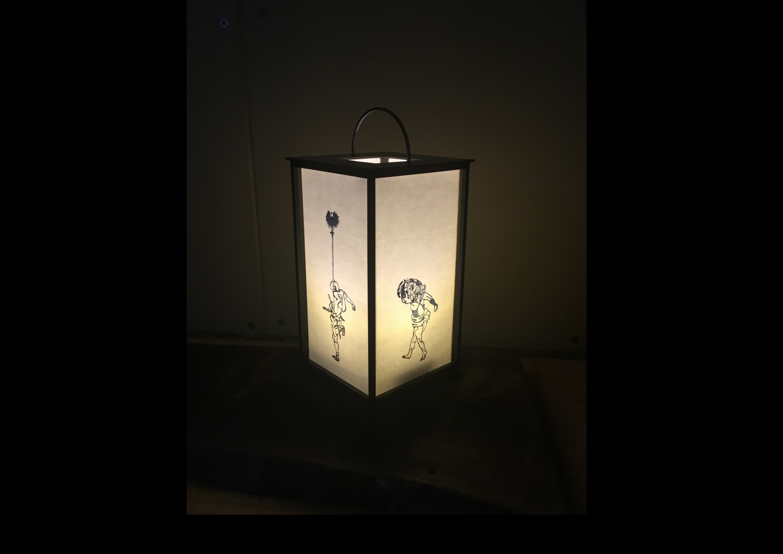 【Takahashi Kobo】 Des estampes ukiyo-e flottant dans le doux halo de lanternes traditionnelles andon