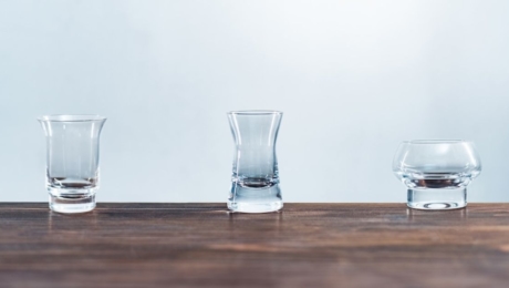 Kimoto Glass Tokyo : la mise en valeur du saké
