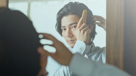 [Yonoya Kushiho] Le soin capillaire pour homme avec les peignes en buis