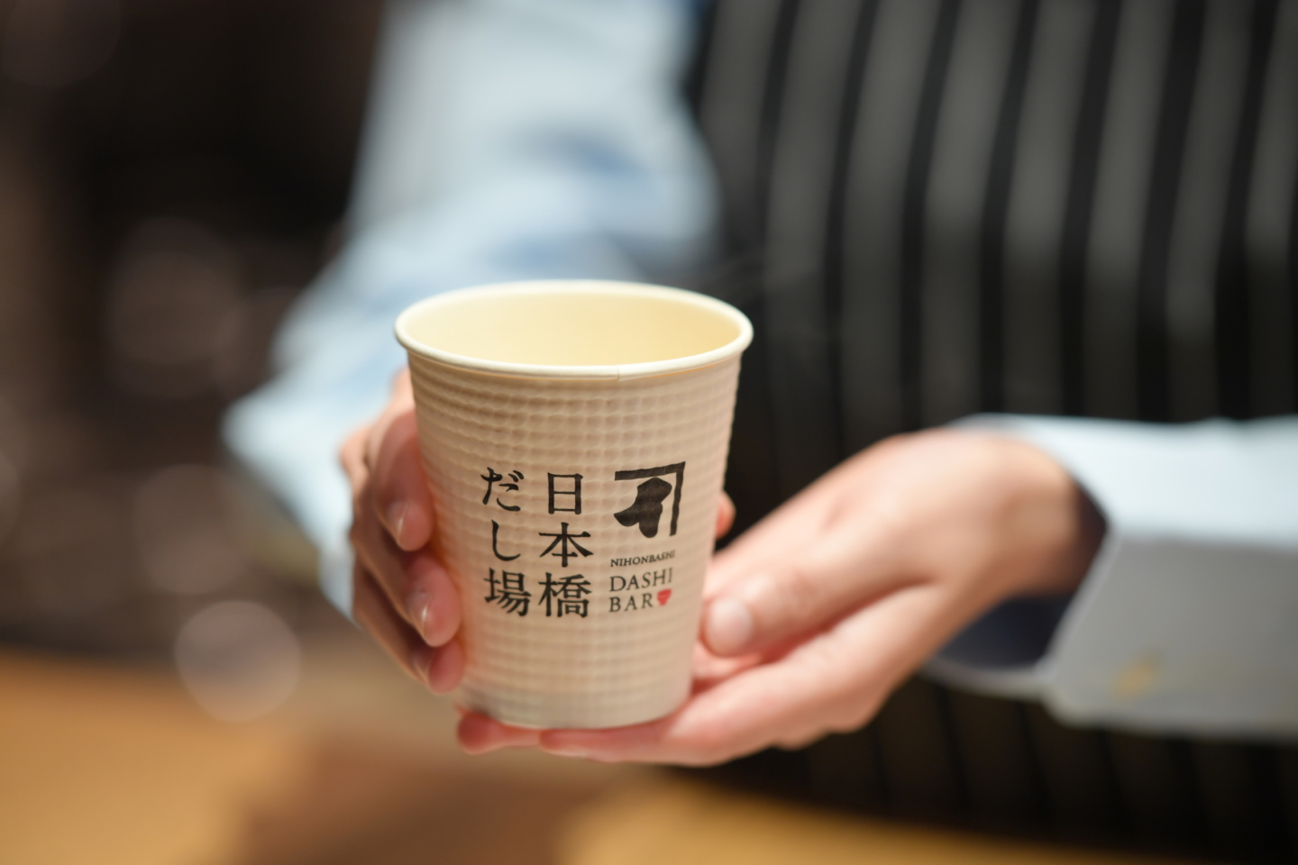 Le treizième héritier de NINBEN, maison historique spécialisée dans le katsuobushi, entre préservation et transmission de la culture du dashi héritée de l’époque d’Edo et nouveaux défis