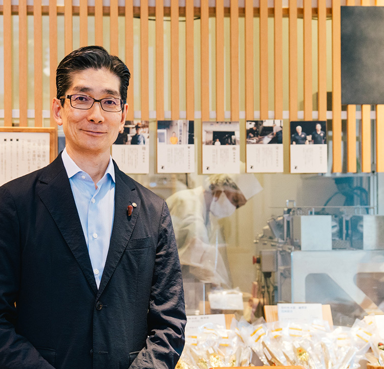 Le treizième héritier de NINBEN, maison historique spécialisée dans le katsuobushi, entre préservation et transmission de la culture du dashi héritée de l’époque d’Edo et nouveaux défis